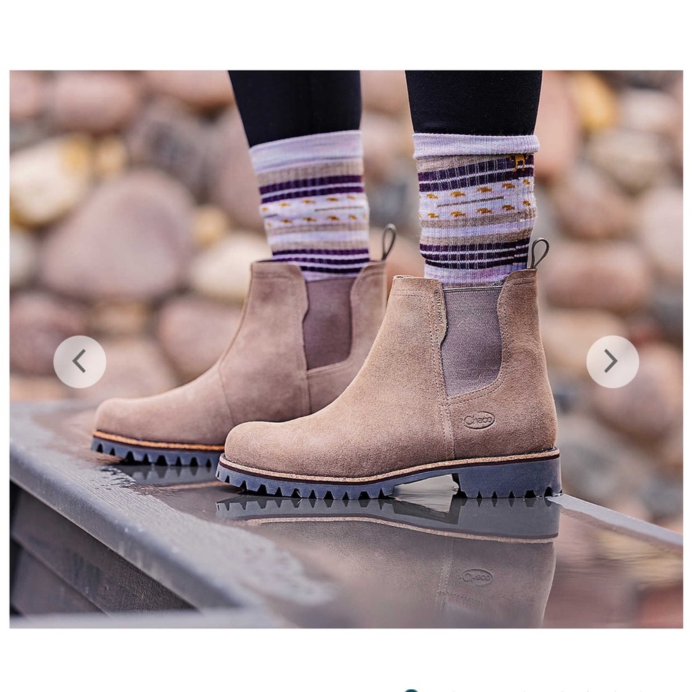 Chaco Women’s Chelsea field boots chestnut brown waterproof